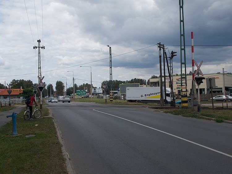 Vasúti átjáró karbantartása Nyíregyházán