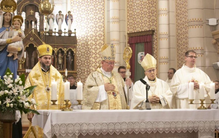 Karácsonyi és újévi püspöki szentmisék Nyíregyházán