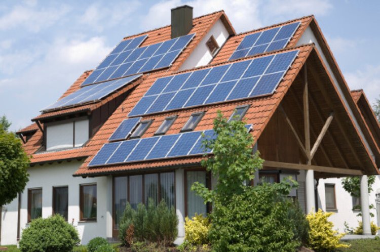 Életre kelt a napelemes piac: akár 5 milliós állami támogatás, de érdemes okosan választani!