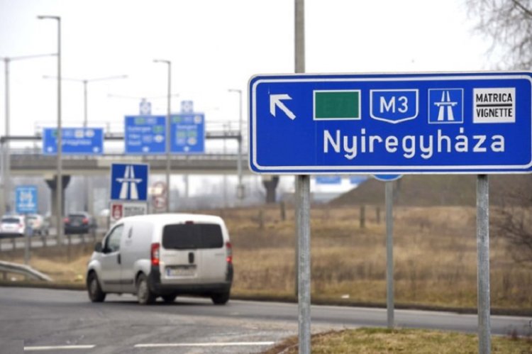 Töretlen volt az éves autópálya-matricák népszerűsége 2023-ban is