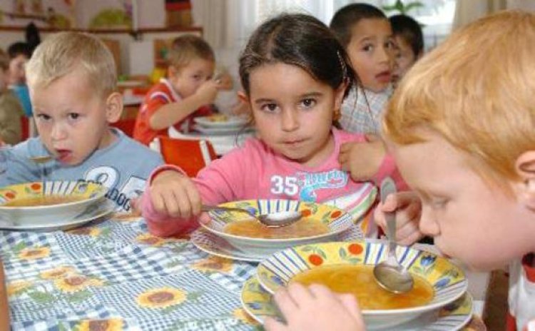 Minden, amit tudni kell a Tavaszi gyermekétkeztetés igénybevételéről