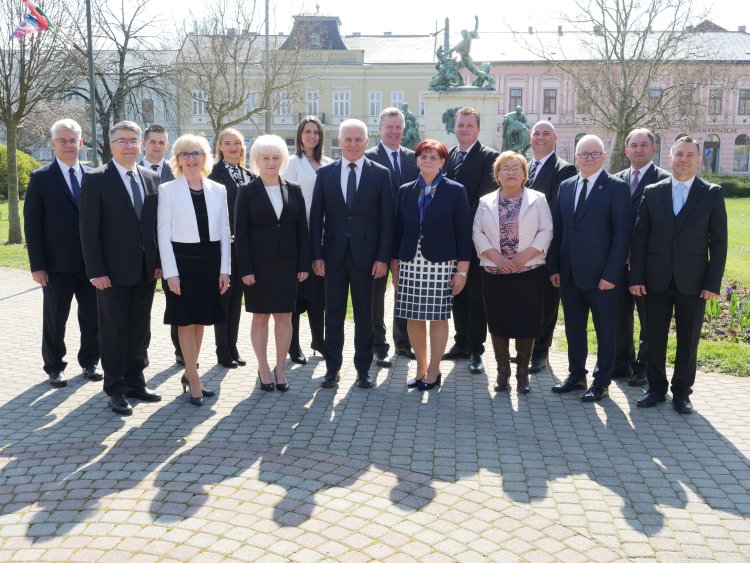 Bejelentette a FIDESZ-KDNP pártszövetség nyíregyházi polgármesterjelöltjét és képviselőjelöltjeit a június 9-i önkormányzati választásra