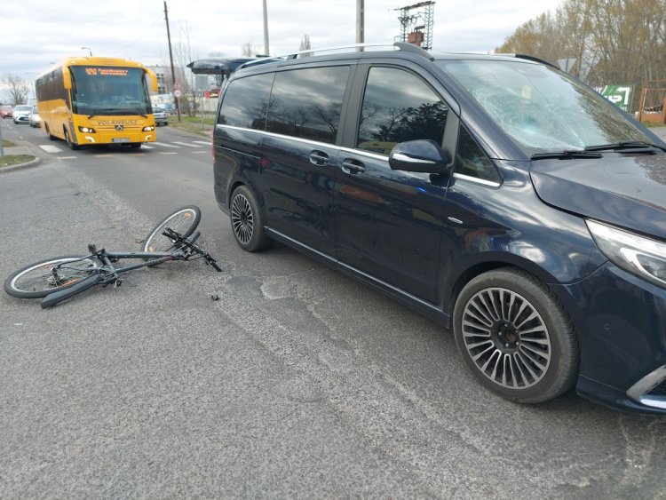Súlyos kerékpárosbaleset történt a Tokaji úton