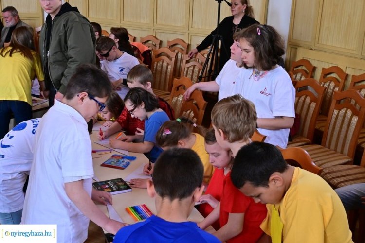 Mindannyian mások vagyunk, tehetségkonferencia a Lions-szel