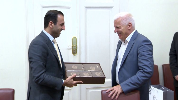 Az arab nagykövetet fogadták a városházán