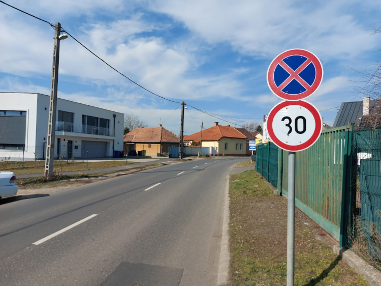 Nem éri meg a Család utcán gyorsan hajtani!