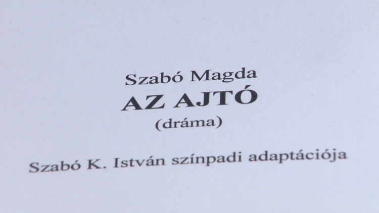 Az ajtó – Márciusban érkezik a nyíregyházi színházba Szabó Magda nagy sikerű regényének új adaptációja