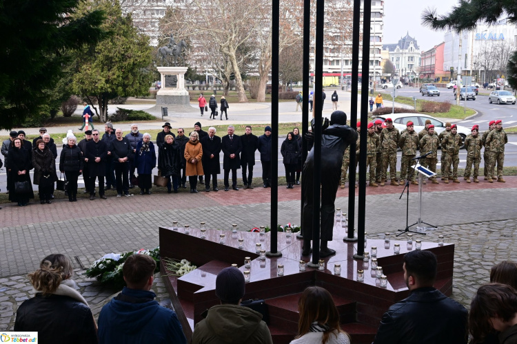 A kommunizmus áldozataira emlékeznek Nyíregyházán