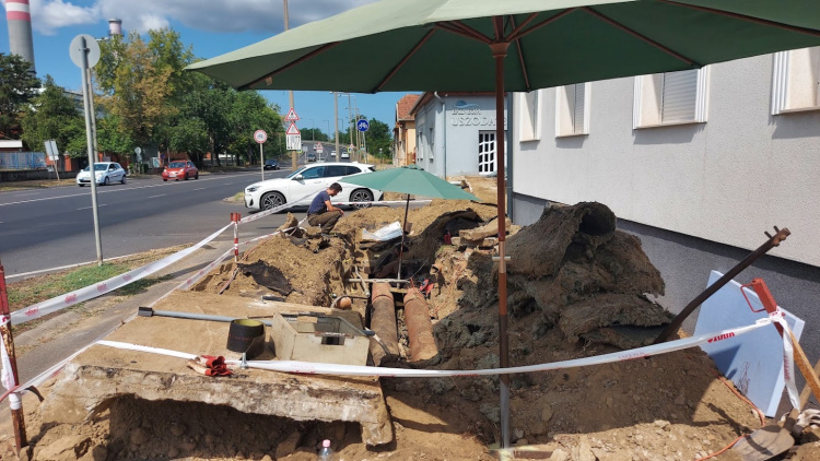 Hibaelhárítás zajlik a Bethlen Gábor utcában – Korlátozásokra kell számítani