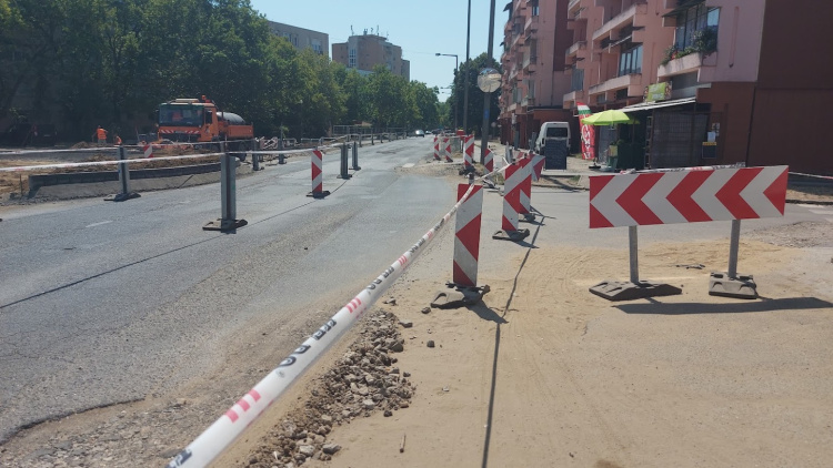 Forgalomkorlátozás a Vasvári Pál utcán – Változott a közlekedési rend