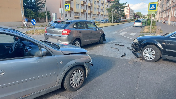 Hármas karambol történt szerdán az Árpád utcánál