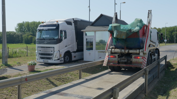 Saját autóval is bevihető a hulladék az orosi telephelyre
