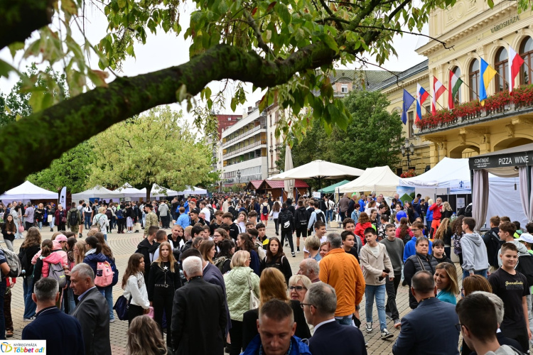 Egy nap, amikor életre kelnek a szakmák – Jön a szakMAfest!