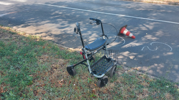 Mozgásában korlátozott gyalogost ütöttek el a Nagyvárad utcán
