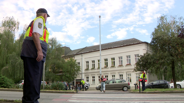 Iskolakezdés – Polgárőrök is segítik a közlekedőket