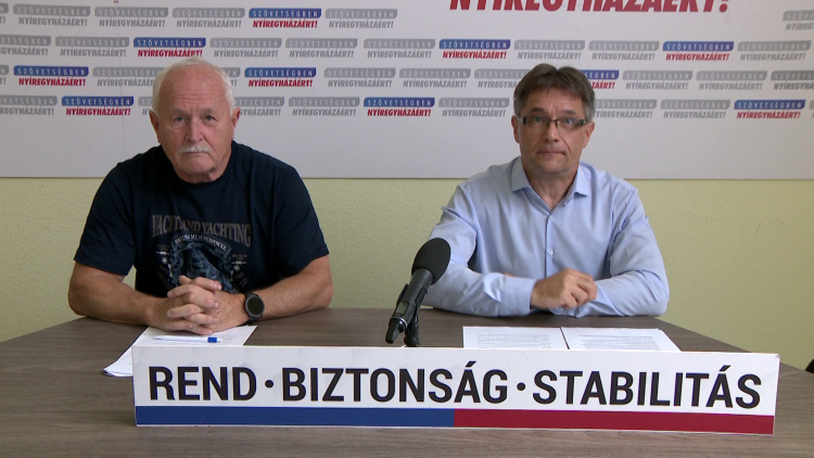 Az aktuális várospolitikai kérdésekről tartott sajtótájékoztatót a Szövetségben Nyíregyházáért Frakció