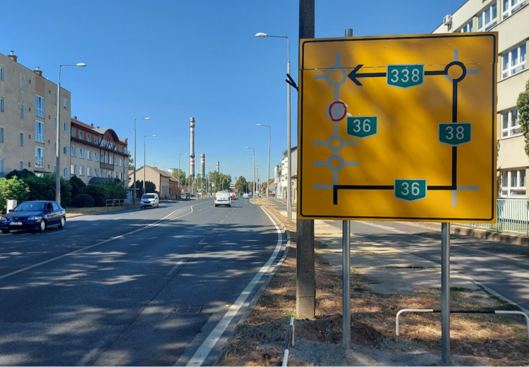 Már táblák is jelzik a 36-os főút lezárását