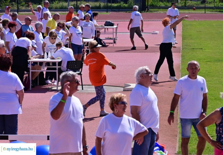 11. alkalommal rendezik meg a Szépkorúak Sporttalálkozóját Nyíregyházán