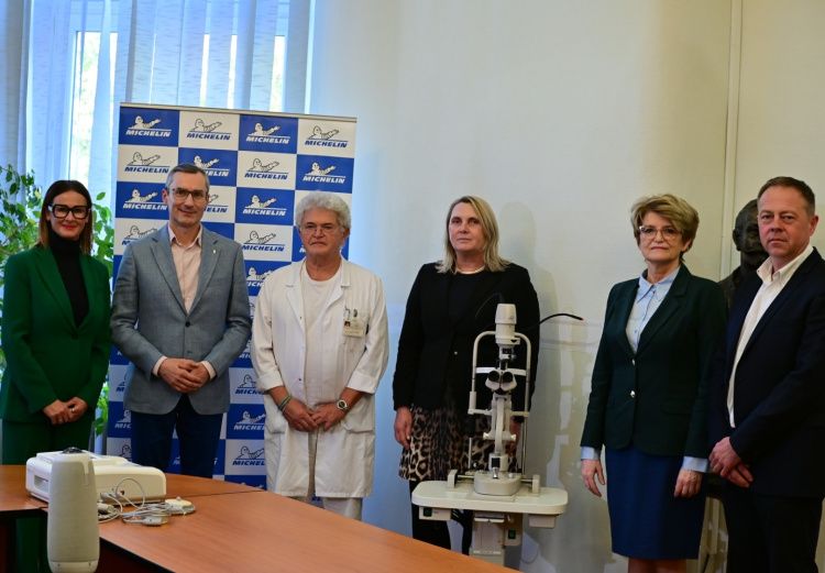 Új eszközöket vásároltak – 30 milliós Michelin adomány a kórháznak