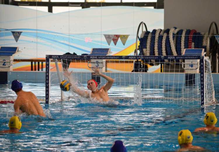 A Császár-Komjádi Uszodában játszottak az AQUA SE utánpótlás csapatai