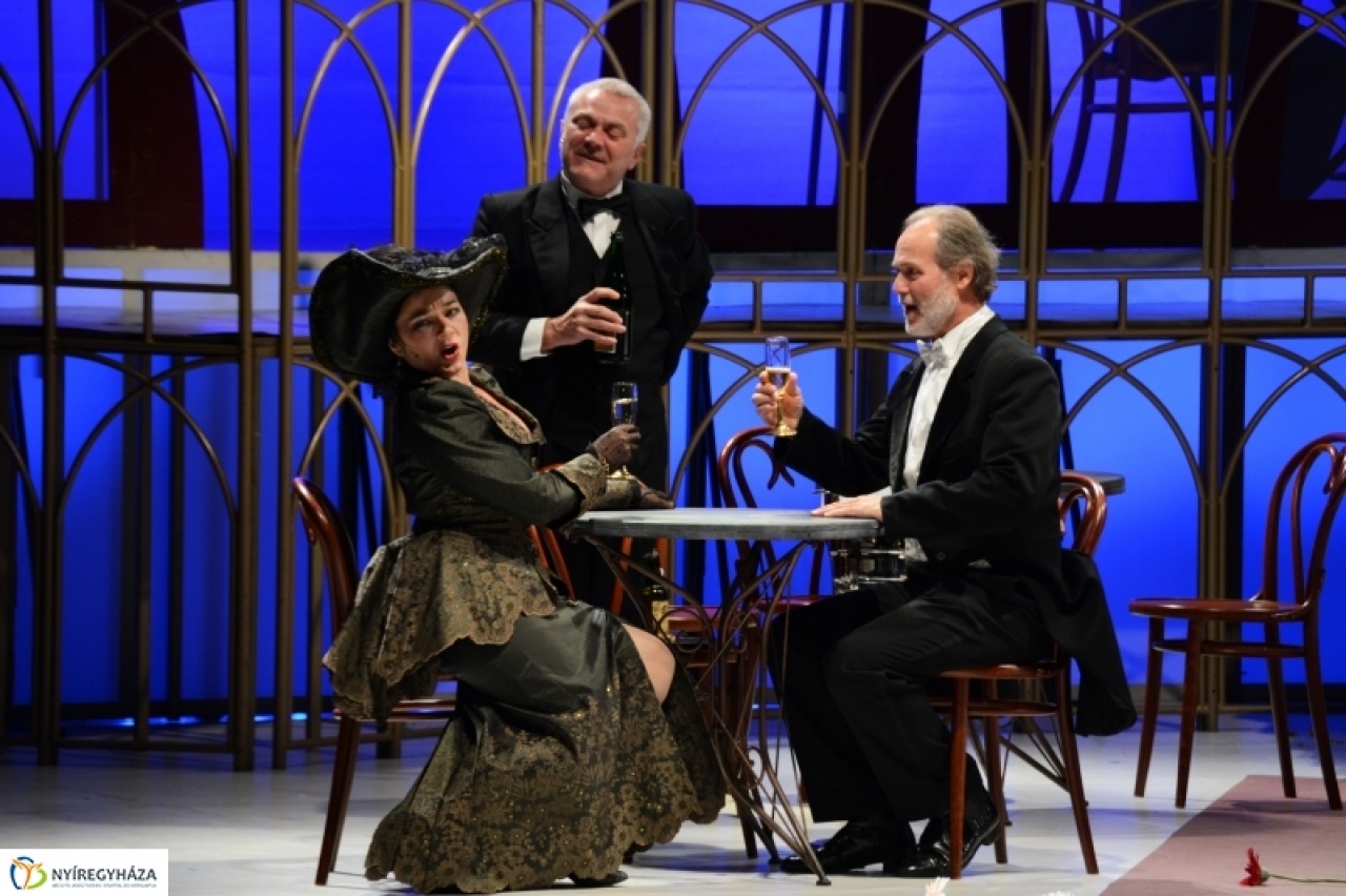 Ropták a csárdást a színpadon – Elkezdődött a Szabadtéri Nyár