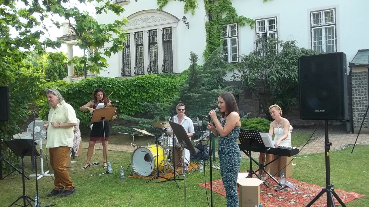 Zenés Bencs-percek Nyíregyházán