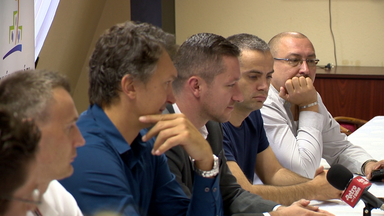 Új stáb, új helyszín