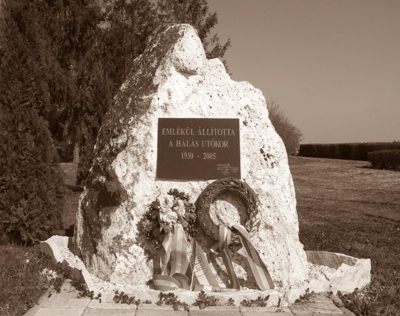 85 éve adták át a repülőteret