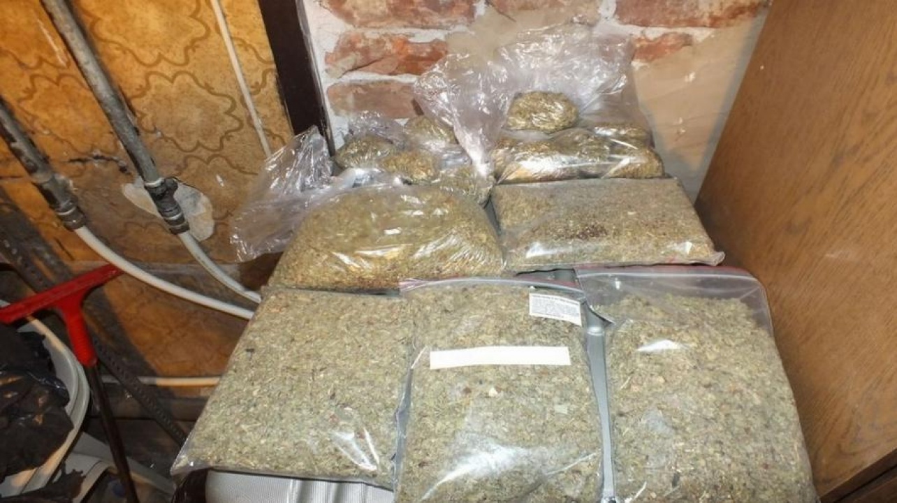 Cigarettacsempész bűnszervezet 33 tagját ítélték el Nyíregyházán