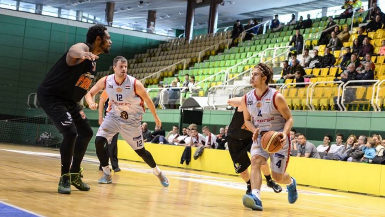 Hogyan zajlik a nyár a kosarasoknál?