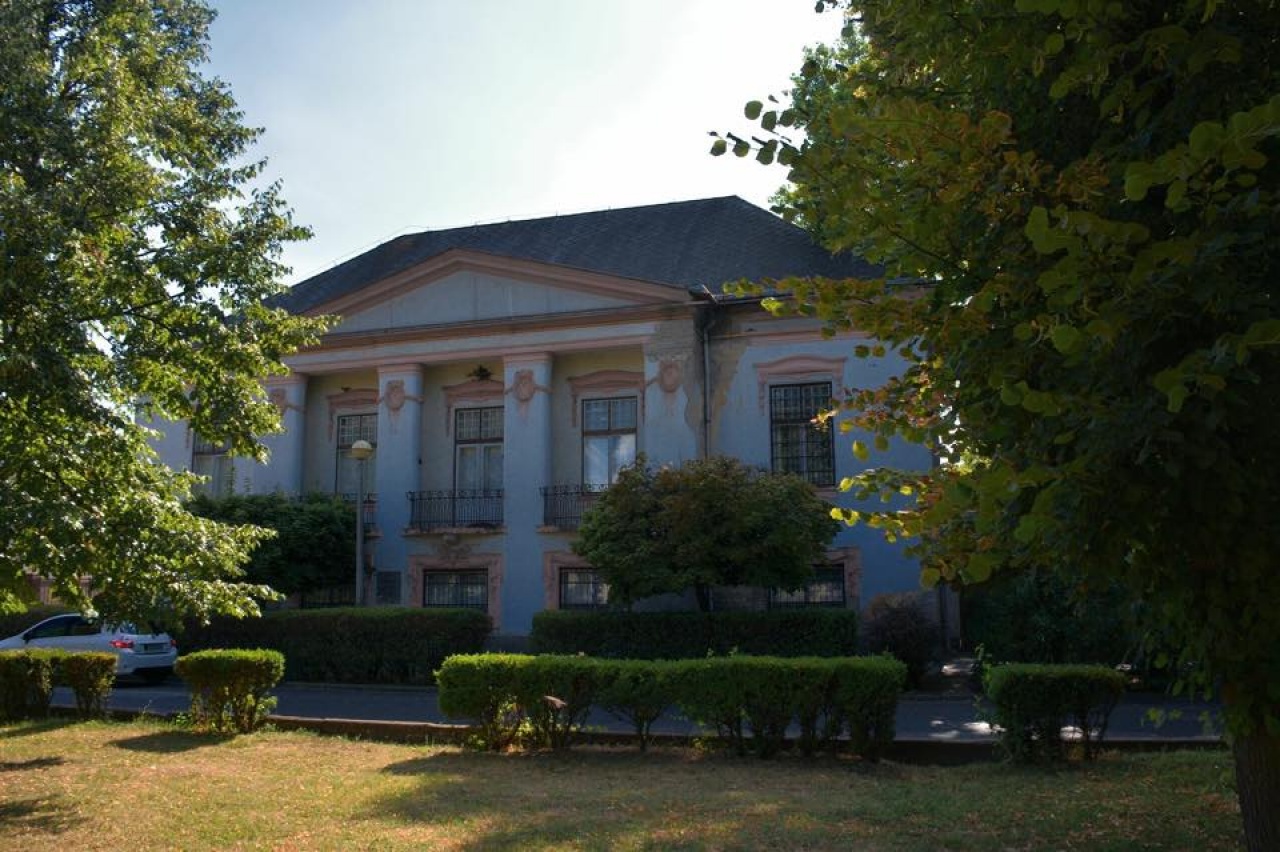 Döntött a kormány – Közel egymilliárd a Kállay-kúria felújítására