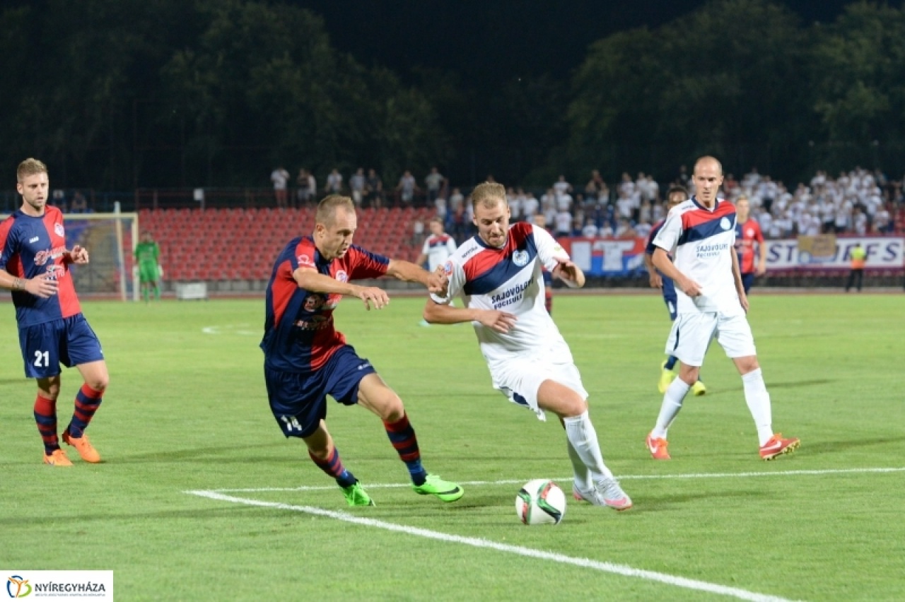 Stabil volt a védelem