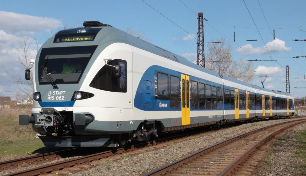 Ünnepi forgalom a vasúton – Minden gépét beveti a MÁV