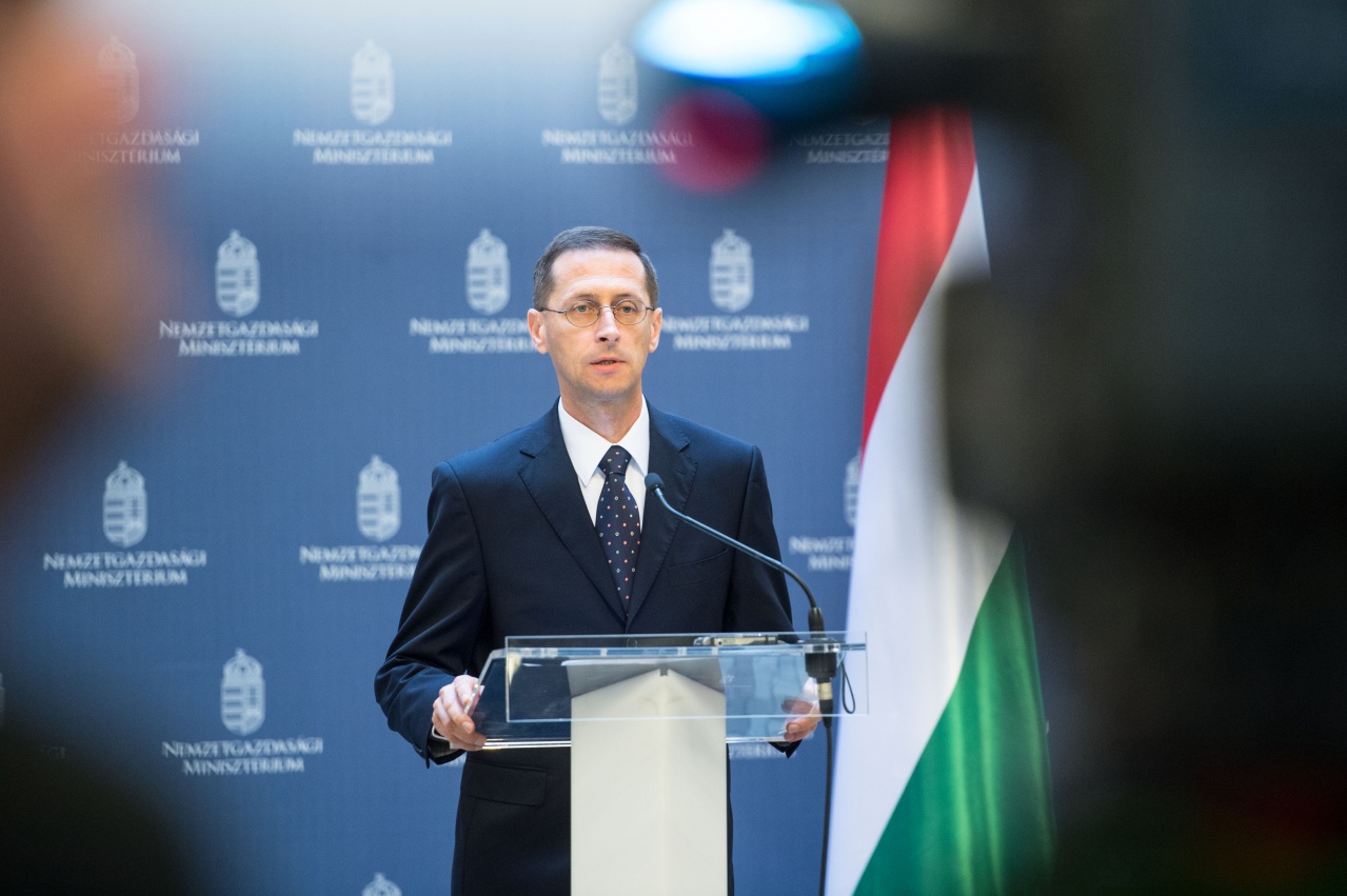 A kormány segíti a deviza gépjármű- és személyi hitelek forintosítását