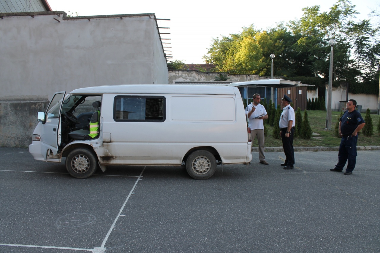 Embercsempészek őrizetben (+ videó)