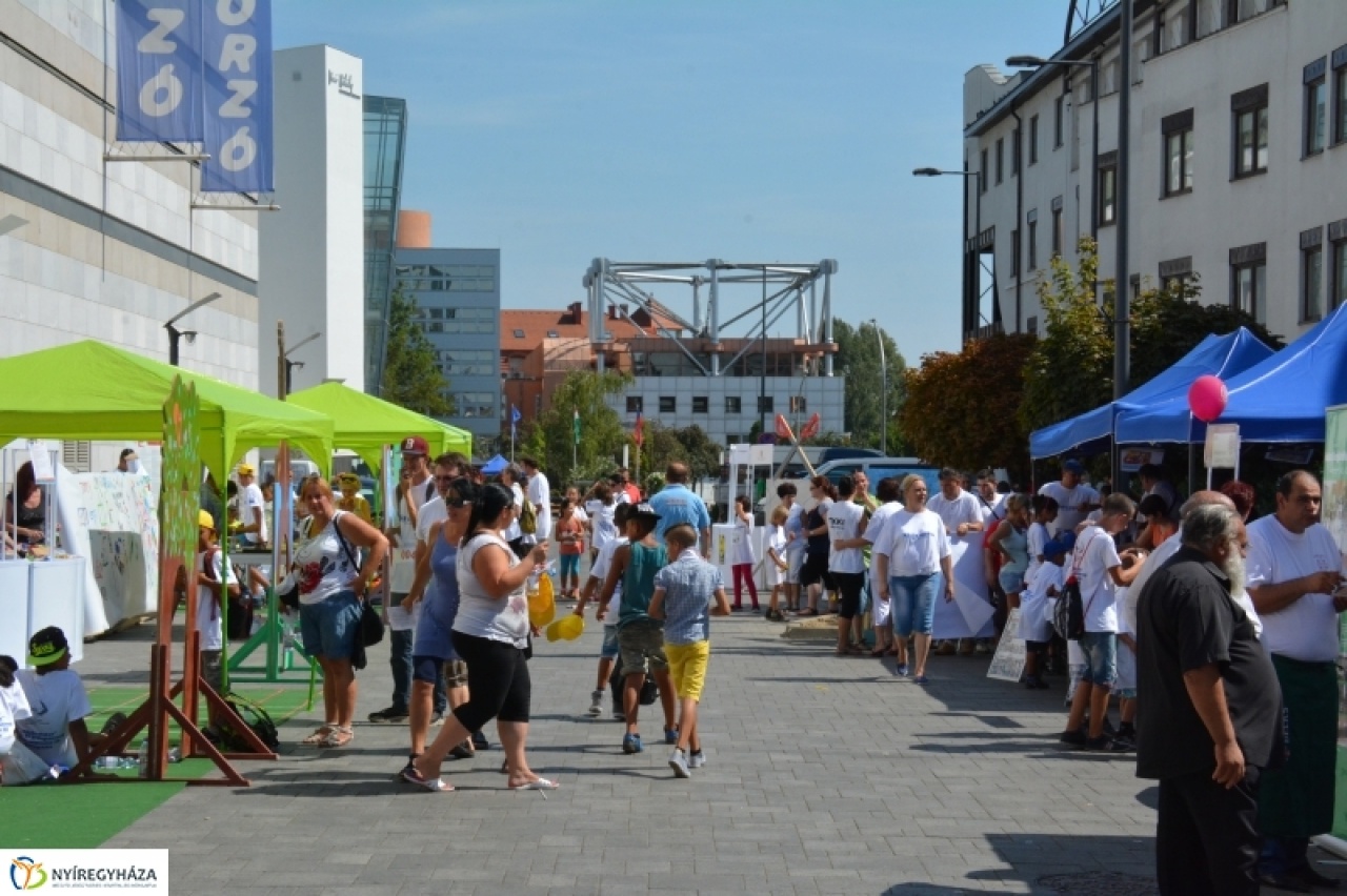 Színezd át! – Családi program Nyíregyházán