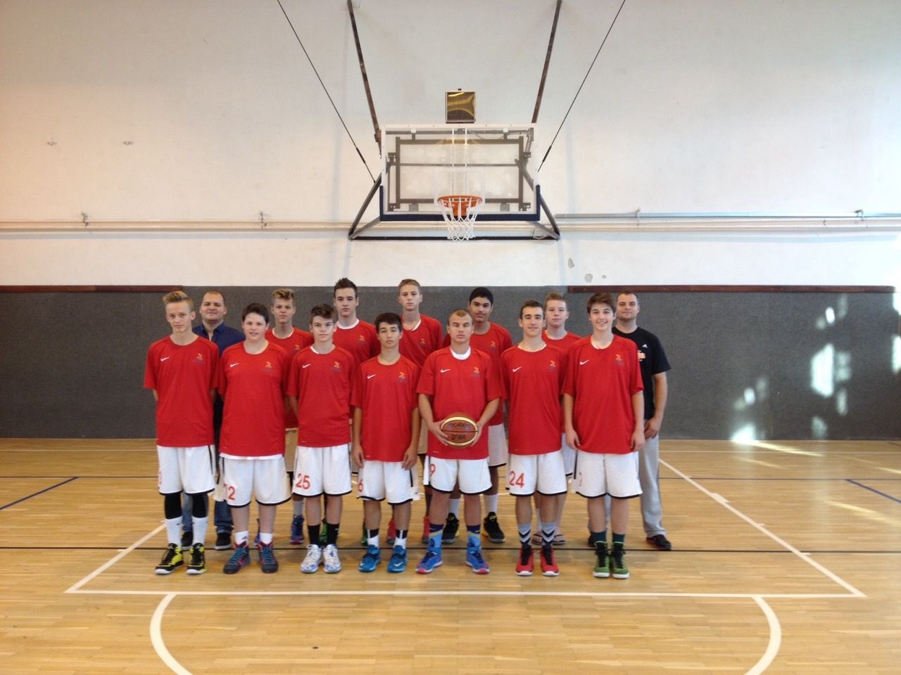 Sima győzelmek a Kadett Bajnokságban