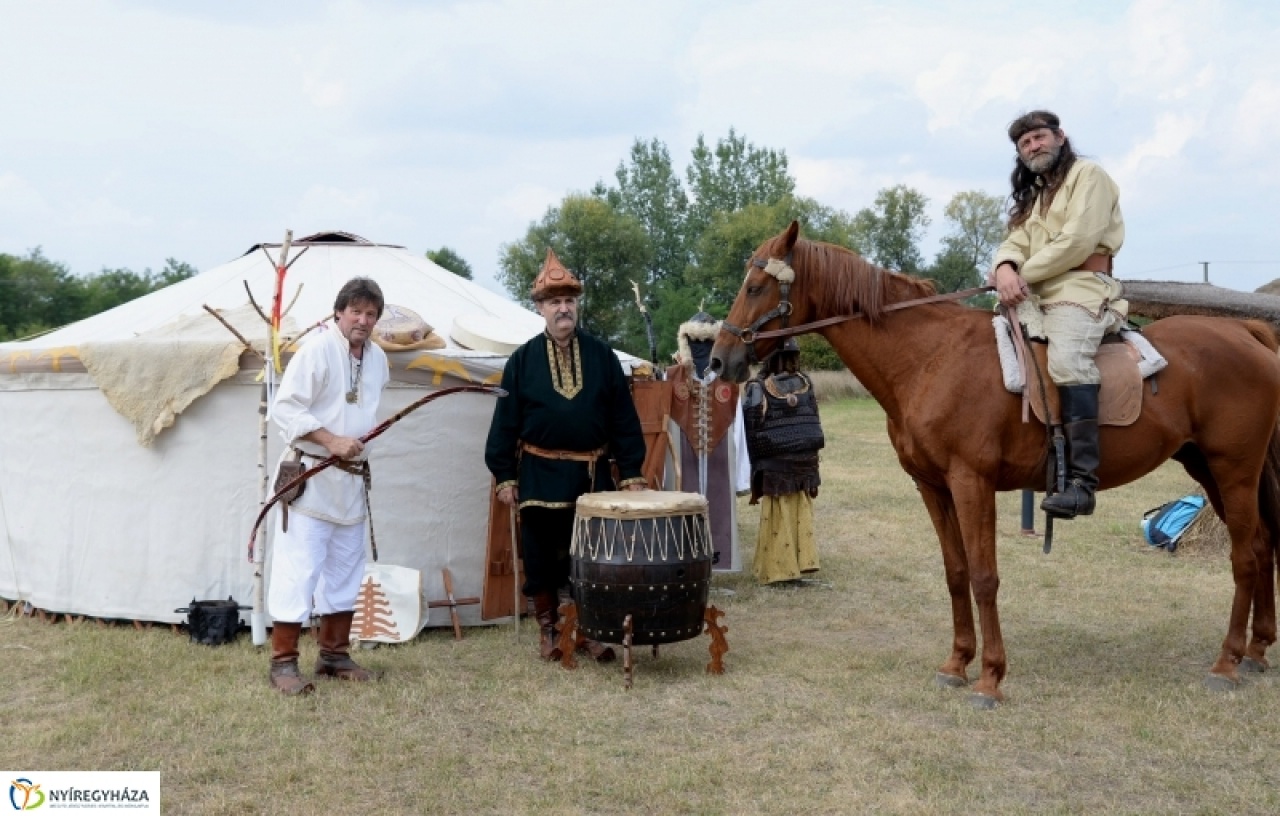 Az Árpád-kori falu pedagógiai hasznosítása