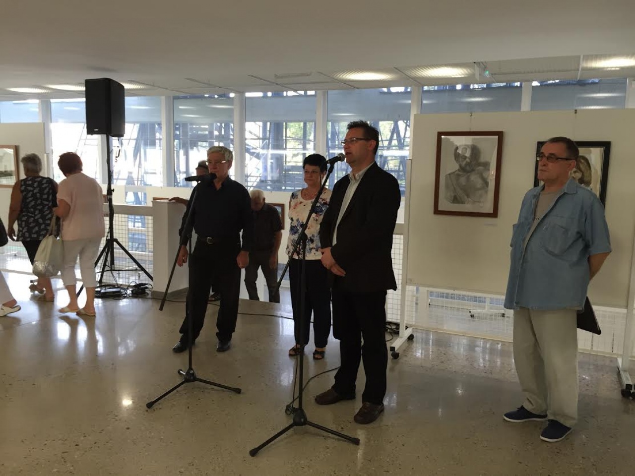 Tájképek és csendéletek