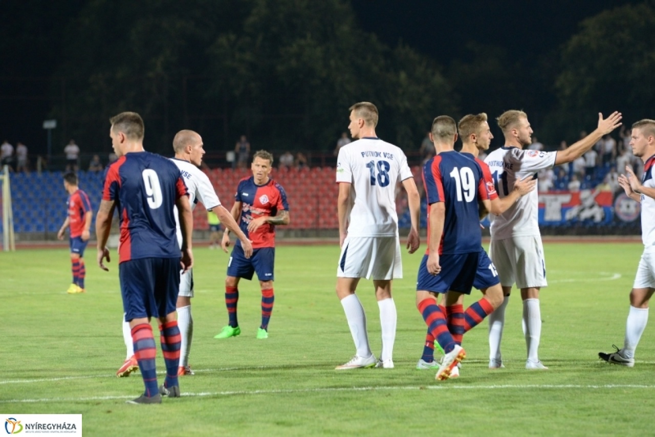 Nyolcadik győzelmére hajt a Szpari