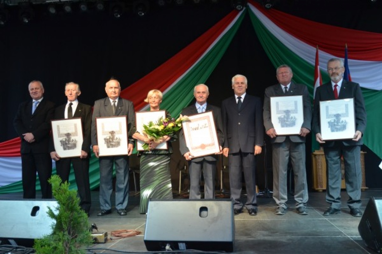 Égen, s földön egyaránt sikeres