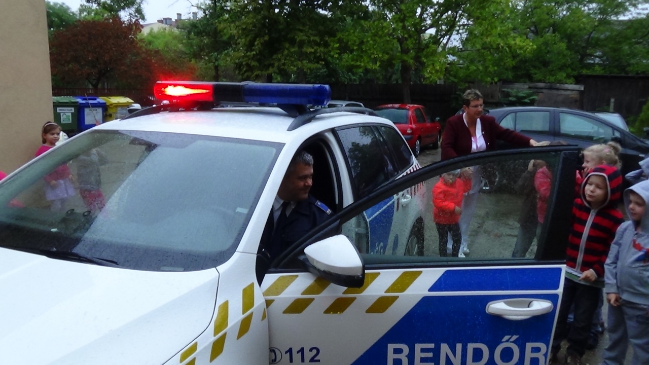 Rendőrt hívtak az oviba