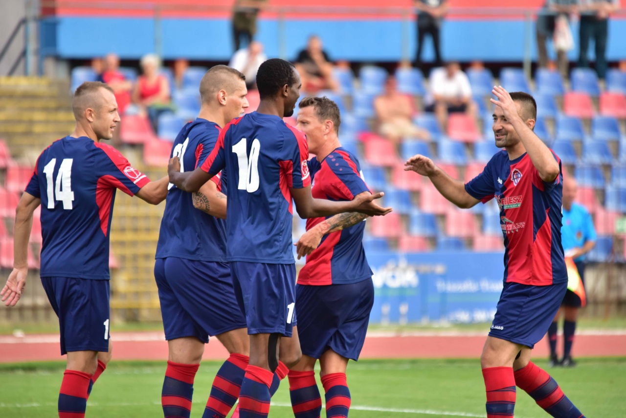 Száz százalék Szpari