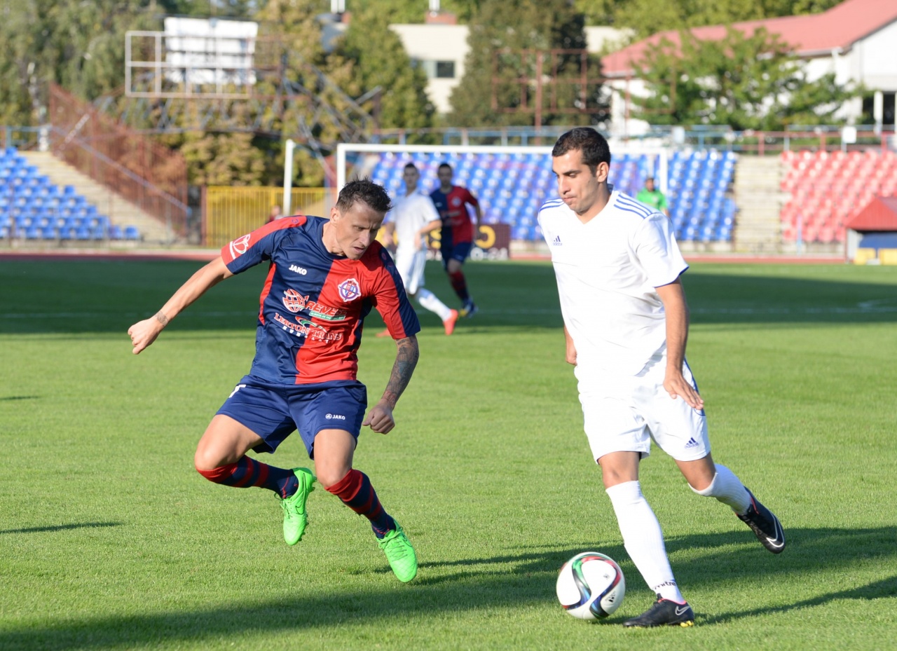 Október 21-én érkezik a Vasas