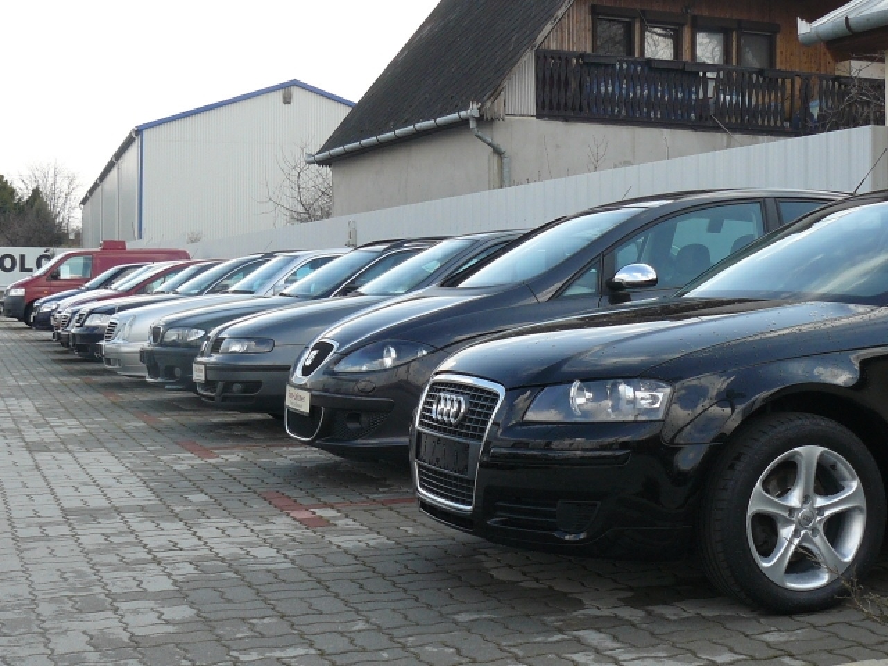 Adatok a használt autókról