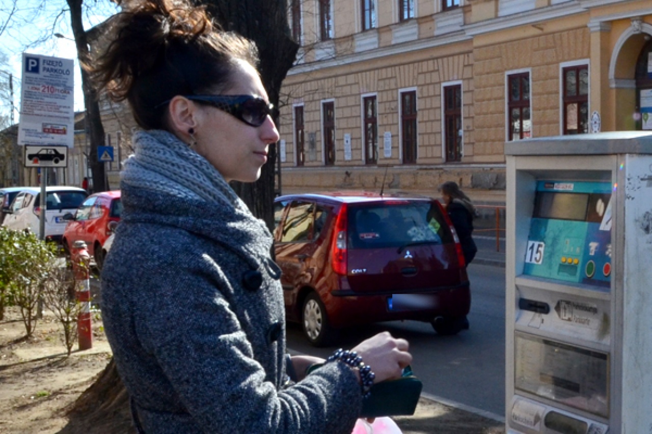 Nem fizetős a szombati parkolás Nyíregyházán