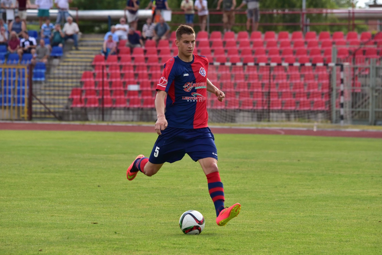 Edzőmeccsen is nyert a Szpari