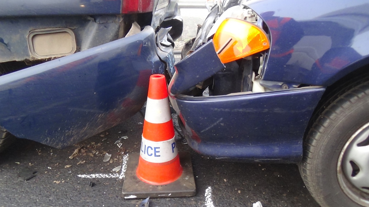 Karambol a sűrű ködben