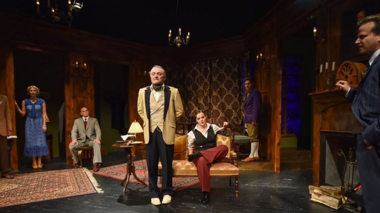 Az egérfogó bérletszünetben a Móricz Zsigmond Színházban