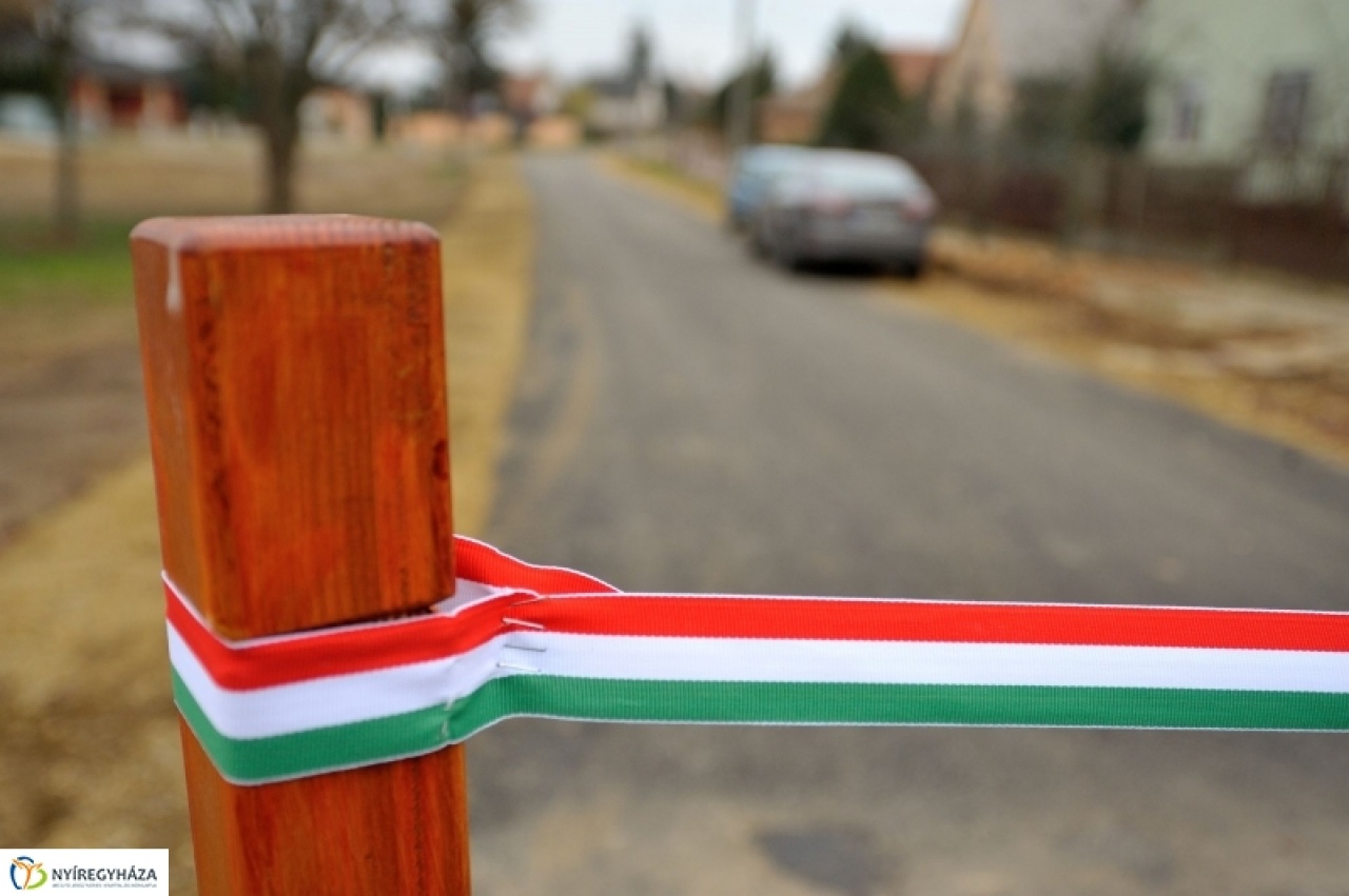 A belváros mellett a külterületeken is fejlesztjük az utakat!